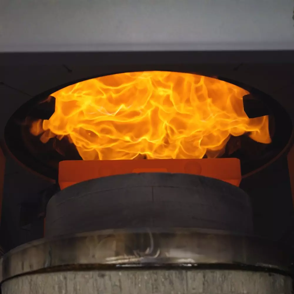 Carburizing flames